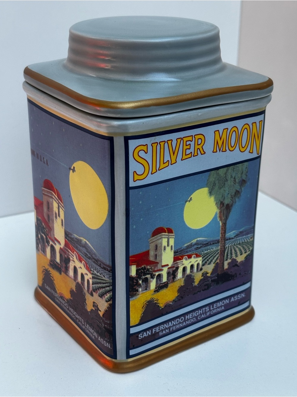 Oneida vintage label collection ceramic Silver Moon kitchen canister